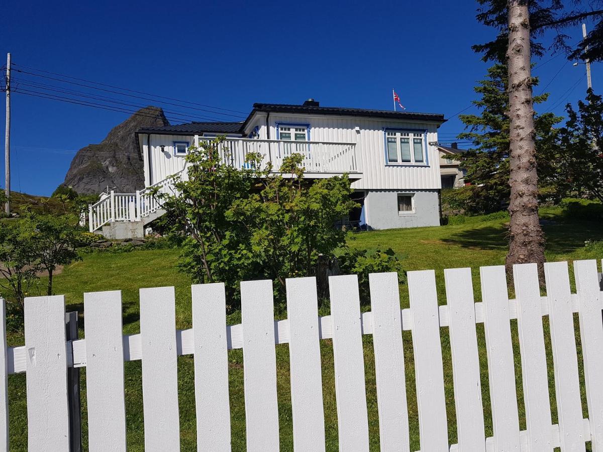 Villa Knut Ellingsen Reine Exterior foto